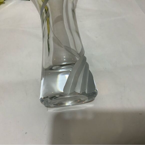 Mikasa Crystal Vase 11” tall Beautiful! - Picture 4 of 8